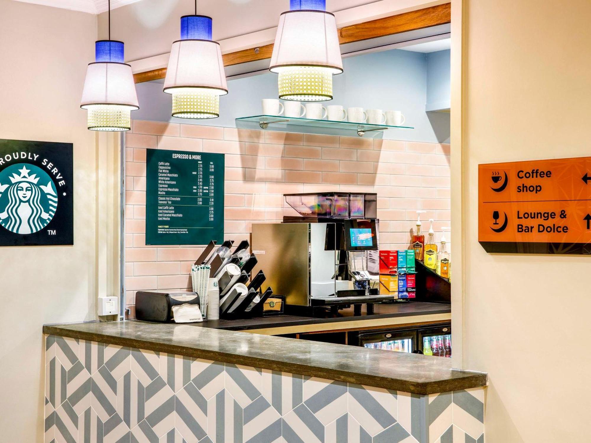 Ibis Styles Bournemouth Hotel ภายนอก รูปภาพ