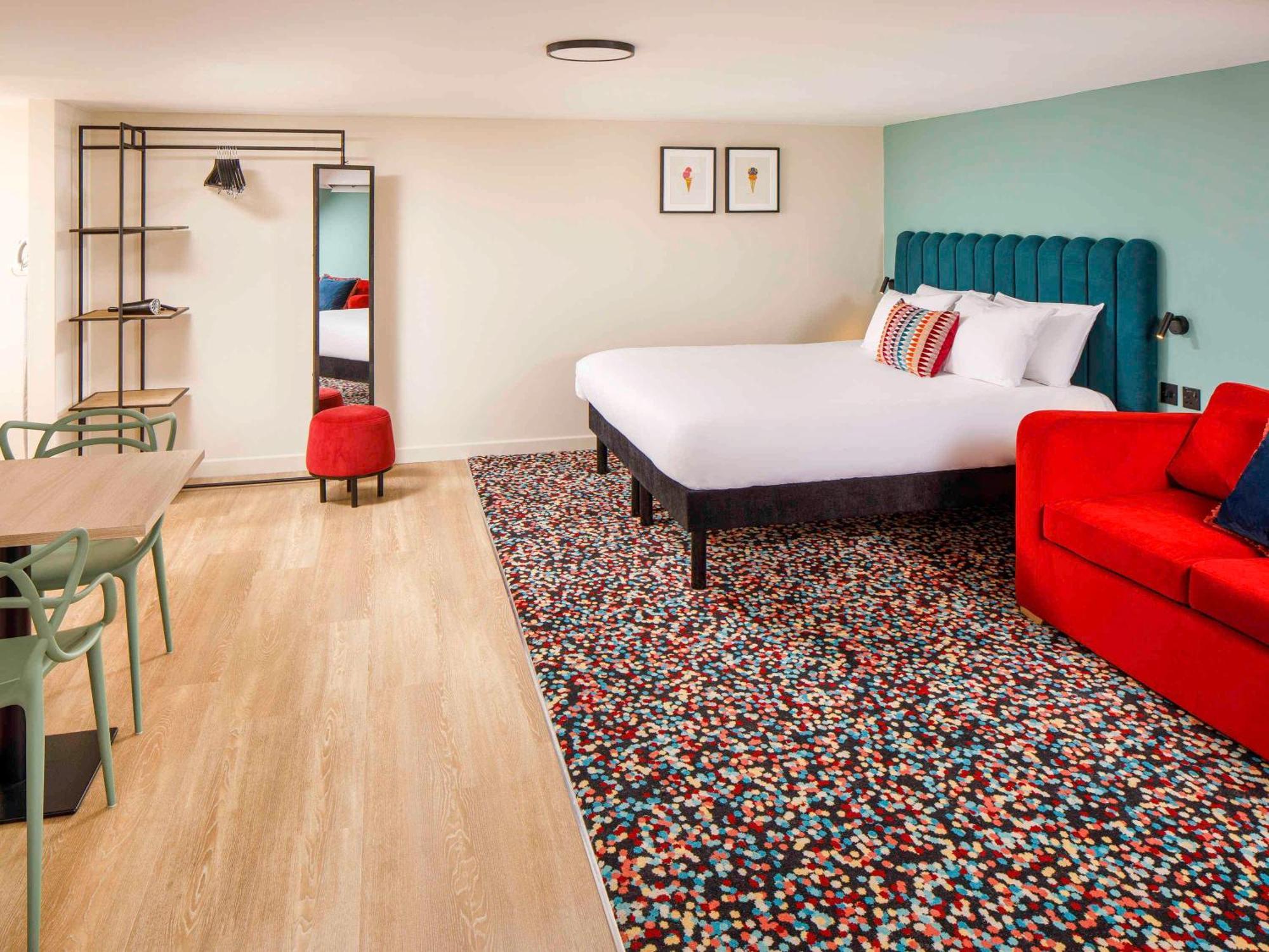 Ibis Styles Bournemouth Hotel ภายนอก รูปภาพ