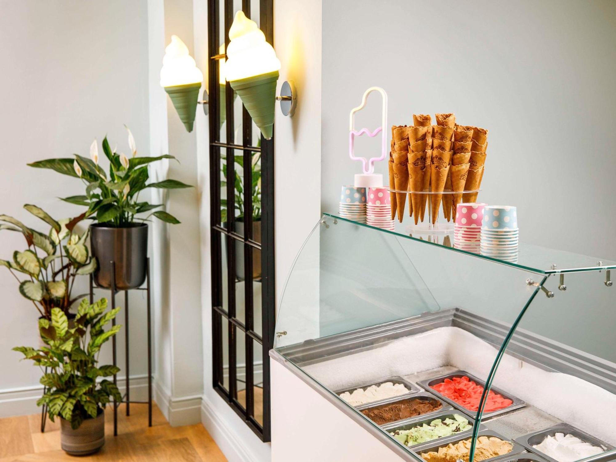 Ibis Styles Bournemouth Hotel ภายนอก รูปภาพ